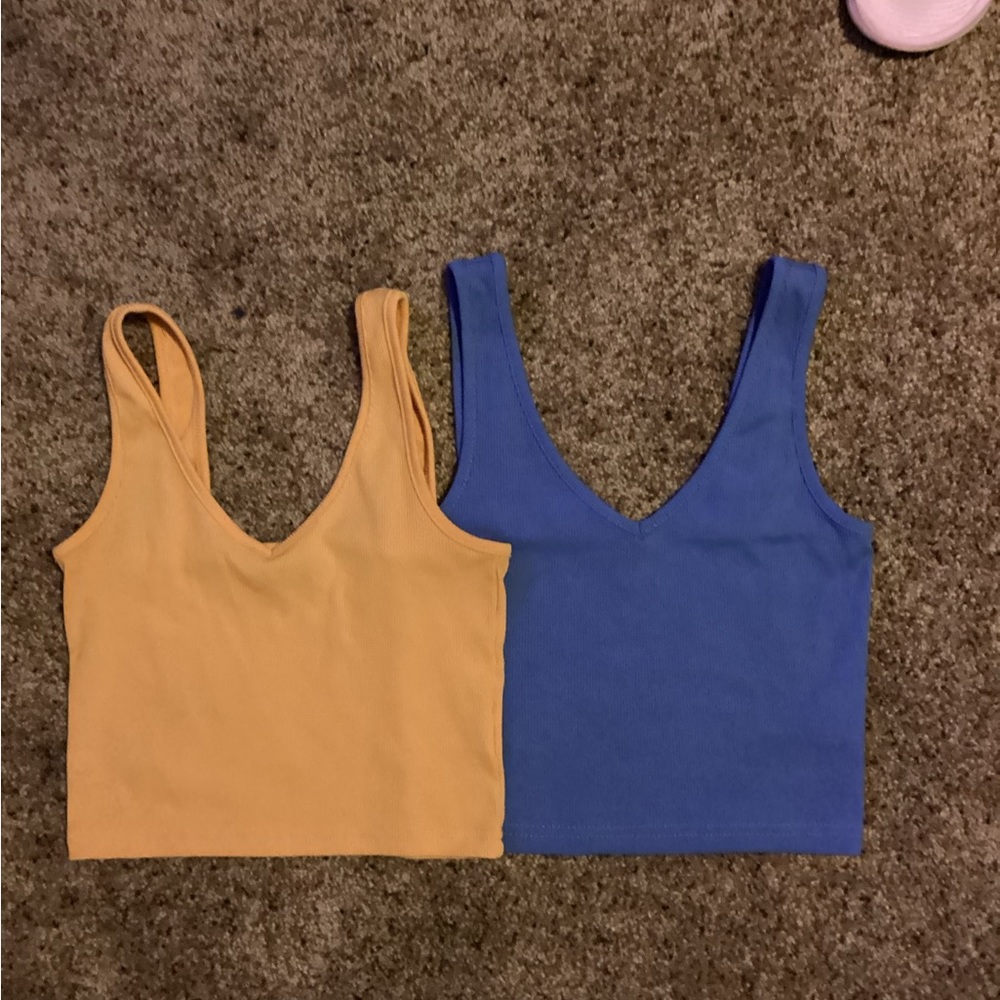 *SET* Blue and Yellow Crop Tops